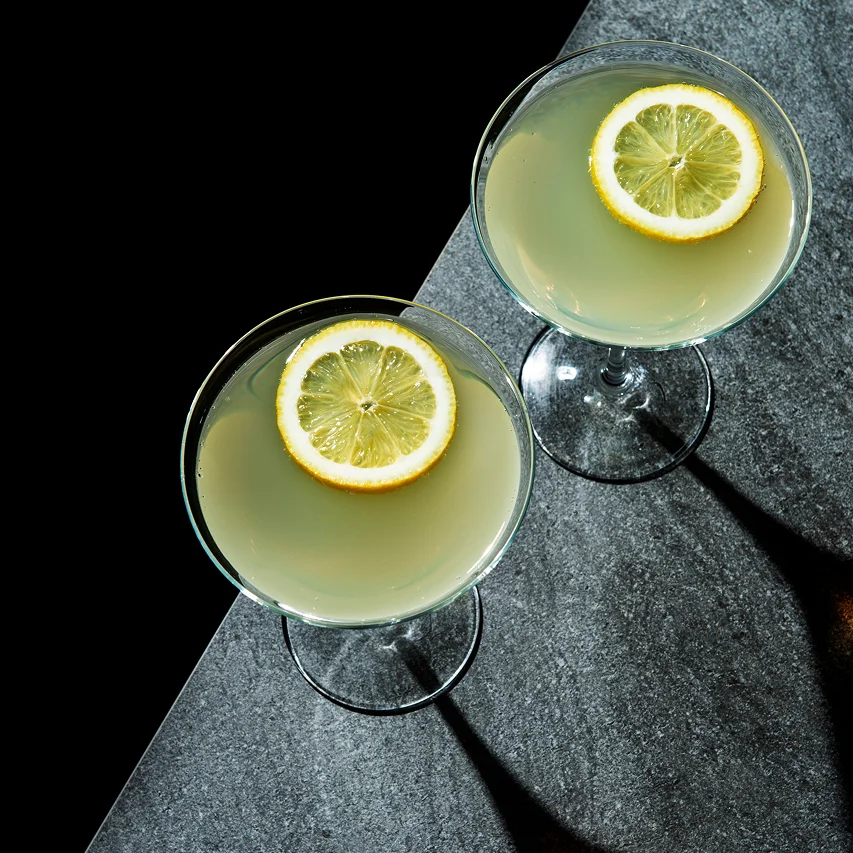 A colorful and refreshing fruit platter with exotic fruits